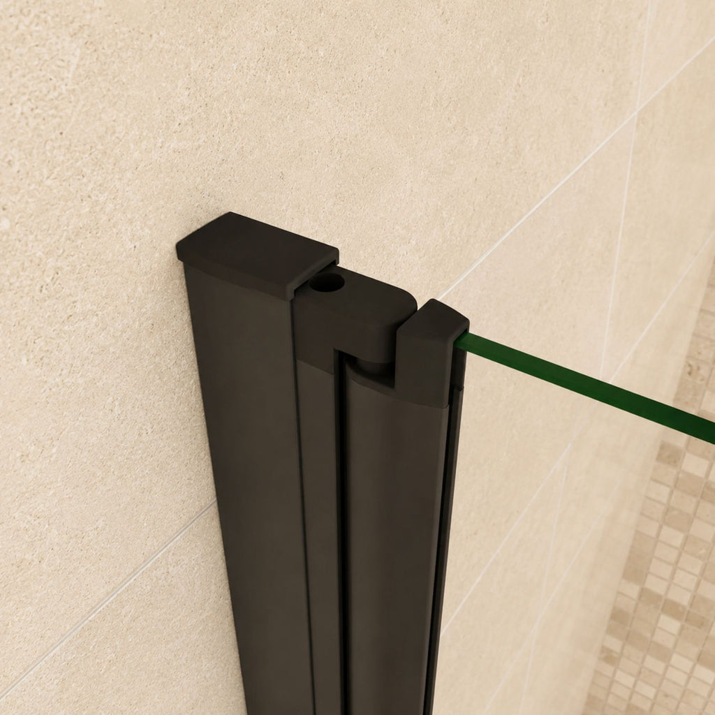 Detail čierneho stenového profilu vaňovej zásteny NAKU FOLD Black horný