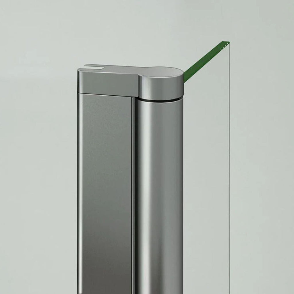 Detail horného profilu walk-in sprchovej zásteny chróm – elegantný dizajn a precízne spracovanie